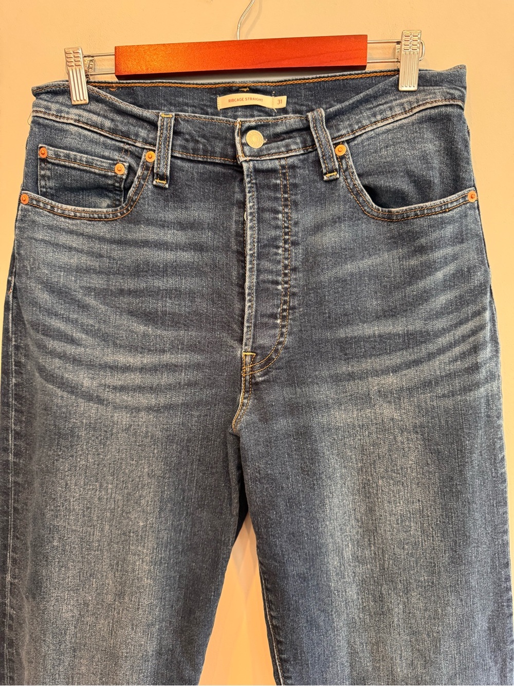 Levi’s Ribcage Straight Button Fly - Picture 2 of 7